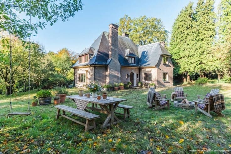 Property with preserved charm on 54 ares