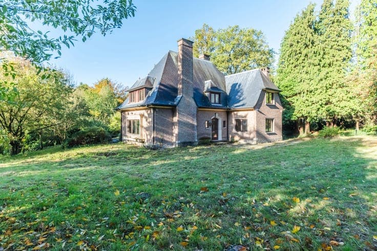 Property with preserved charm on 54 ares