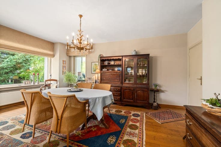 Detached home with large garden in Merchtem