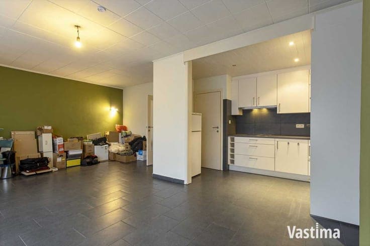 Vergunde opbrengsteigendom met 3 verhuurde appartementen