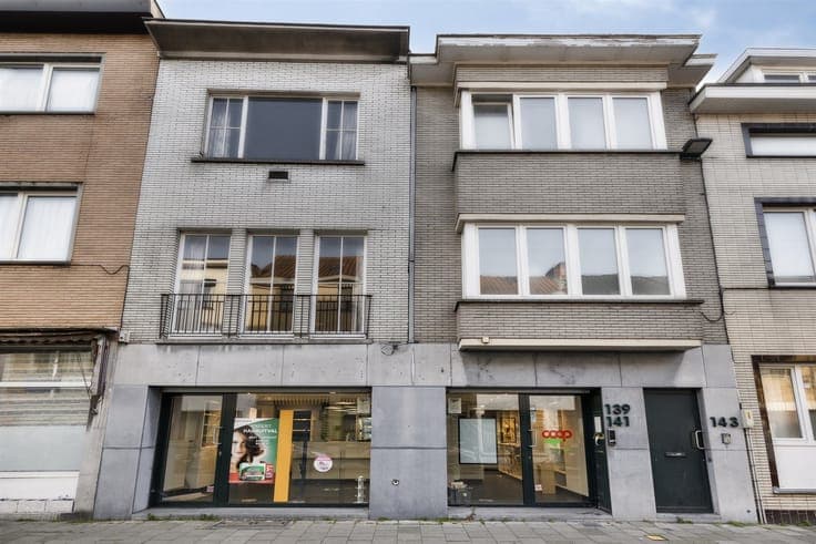 Mixed building