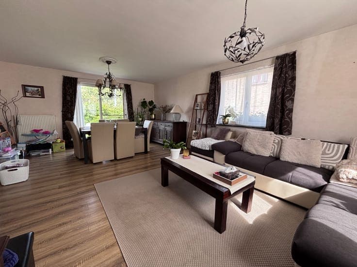 Charming 3-bedroom house with garden.