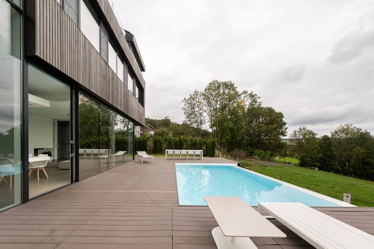 Stavelot – Award-winning contemporary home near Francorcham