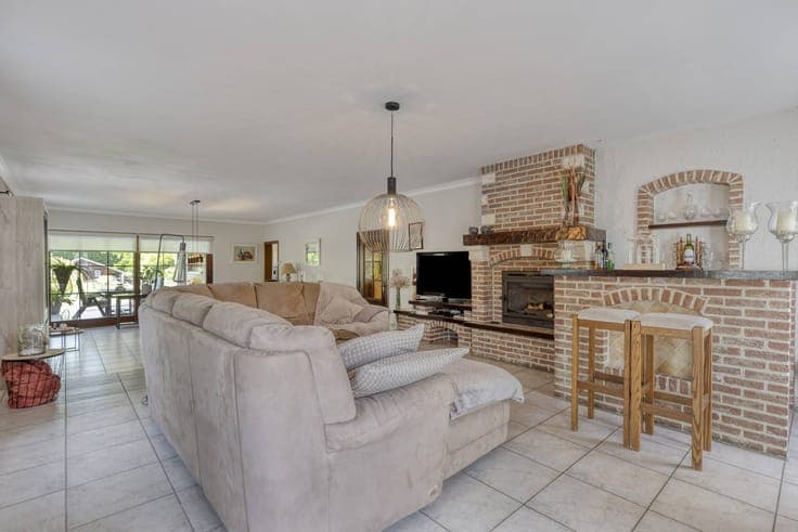 Characterful home for sale in a prime location in Willebroek