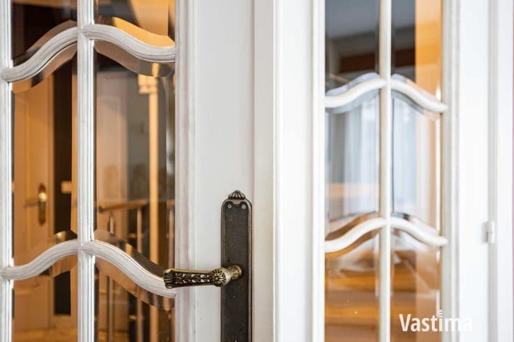 Instapklare dokterswoning met garage en 5 slaapkamers