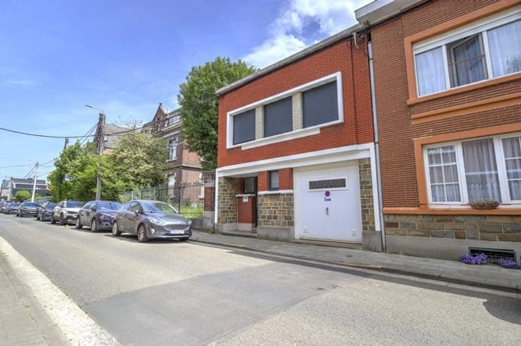 MAISON 2 CH AVEC JARDIN ET GARAGE