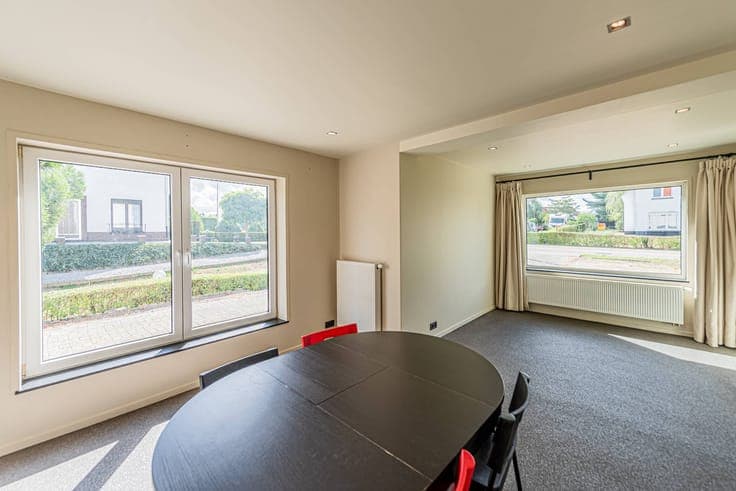 Renovated open family home with garden in Boxbergheide