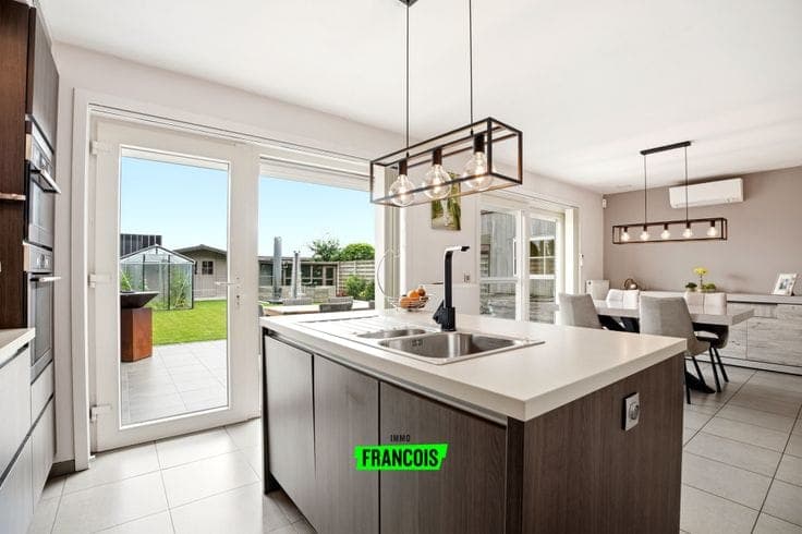 Move-in ready family home for sale in Mesen