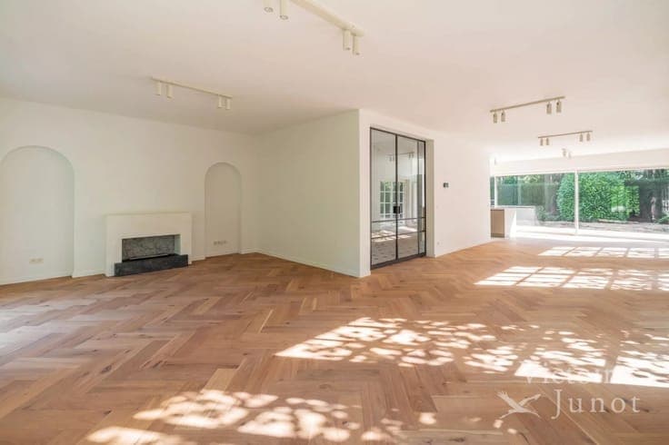 Uccle – Fort Jaco | Magnificent fully renovated villa in a g