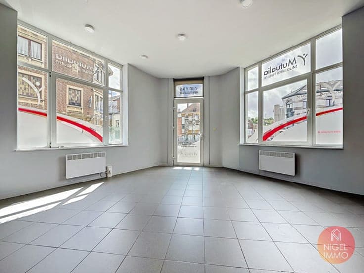 Immeuble loué de 3 unités, 18.900€/an, PEB C-D.
