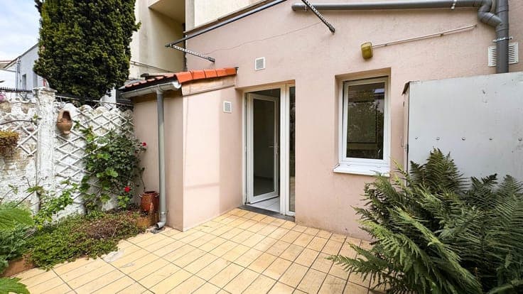 Charming house in Jette with three bedrooms, terrace