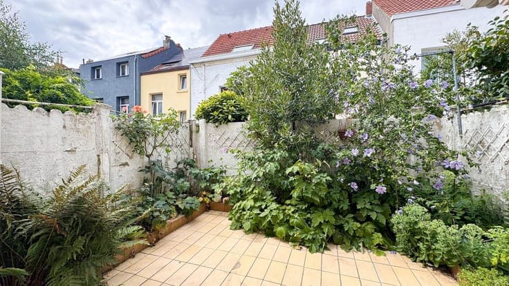 Charming house in Jette with three bedrooms, terrace