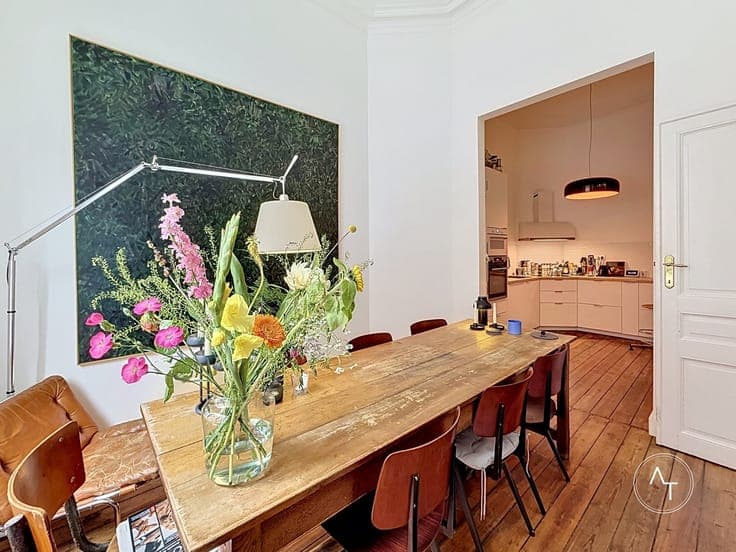 Voltaire / 3-bed house +/- 178m² in perfect condition