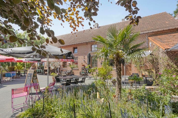 House in Sint-Pieters-Leeuw