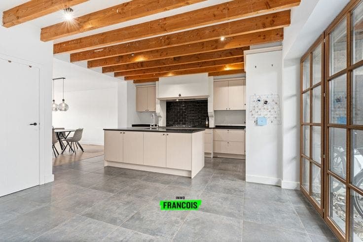 Move-in ready home with 3 bedrooms in Hooglede