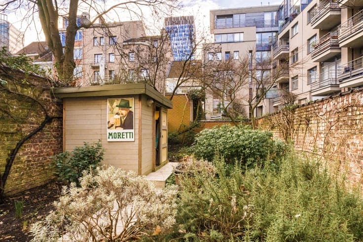 Exclusive investment property comprising 3 officially recogn