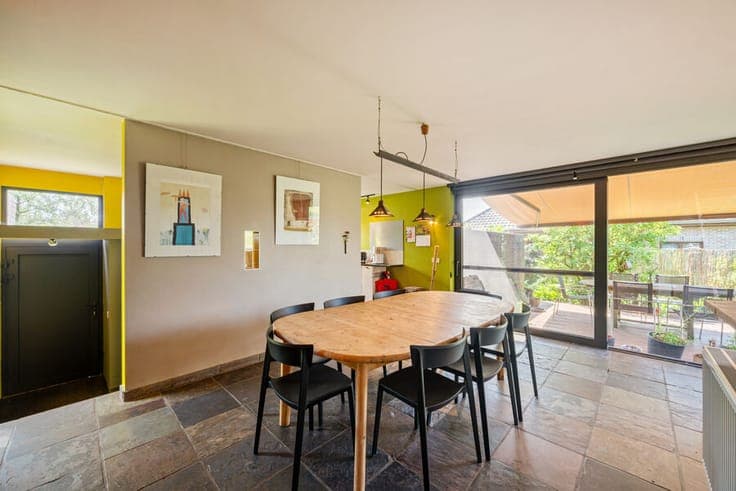 Move-in ready architect-designed house with 4 bedrooms, EPC