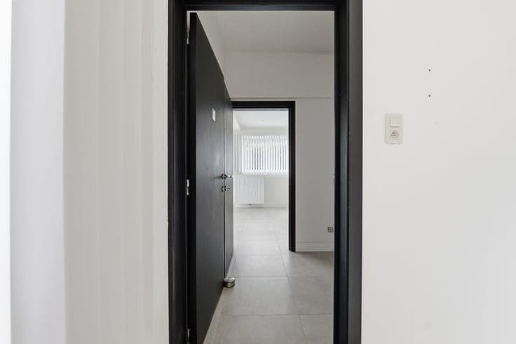 RUIME, RECENTE GERENOVEERDE GEZINSWONING MET 4 SLAAPKAMER...