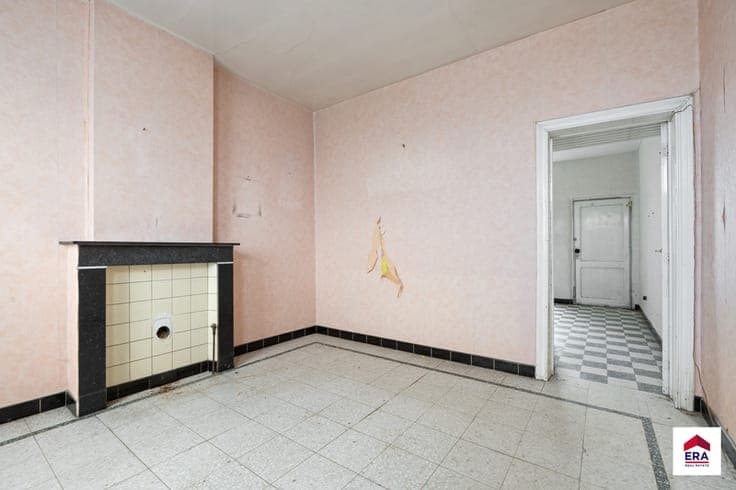 For sale: house in Sint-Pieters-Leeuw