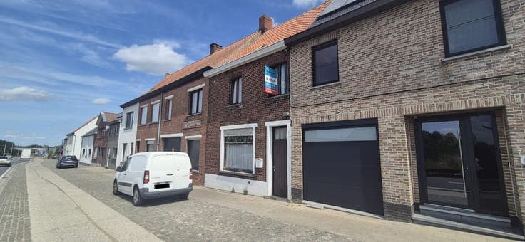 Terraced House