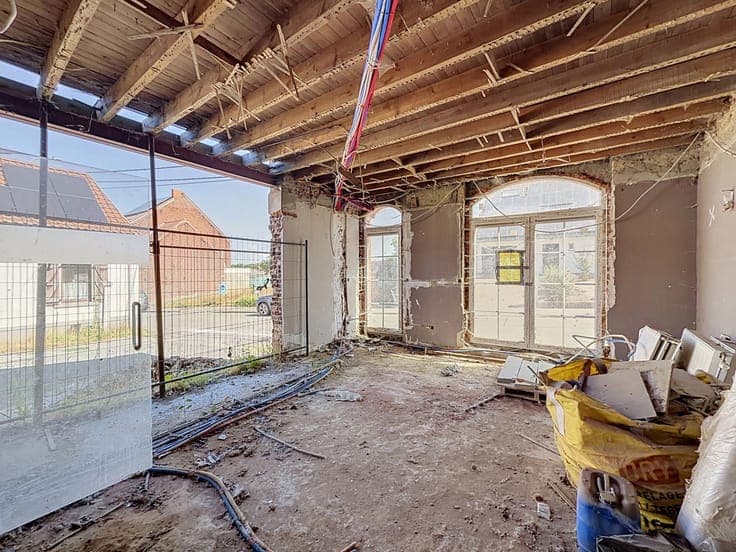 Geraardsbergen - House to renovate with garden & garage