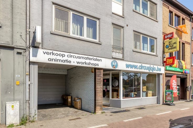 multi-purpose building