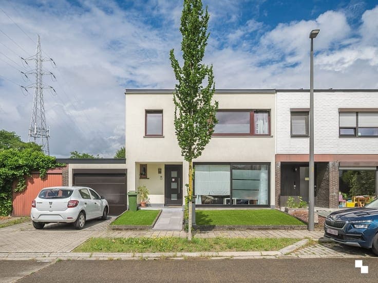 Charmante woning met zonnige tuin te Merelbeke Flora
