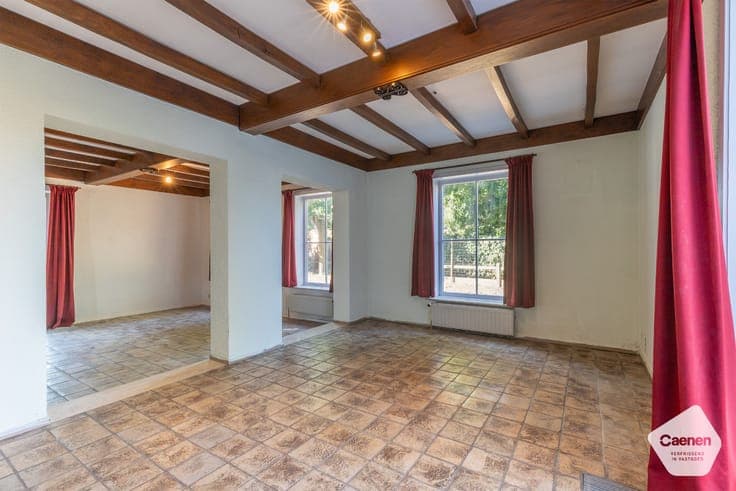 Te renoveren villa met 3 slaapkamers, 2 badkamers, sauna ...