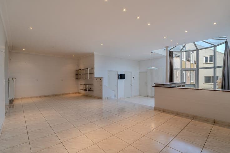 Spacious house with commercial space and office space for s