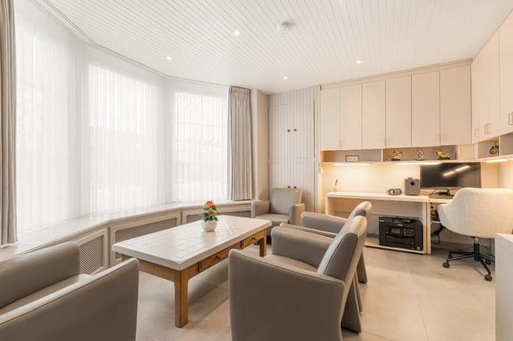 Spacious 4-bedroom house for sale in Wielsbeke