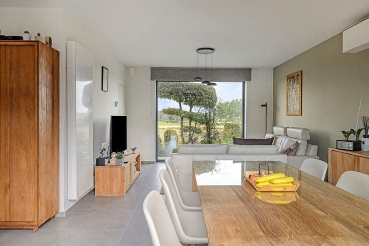 Move-in ready home with 3 bedrooms and rural views