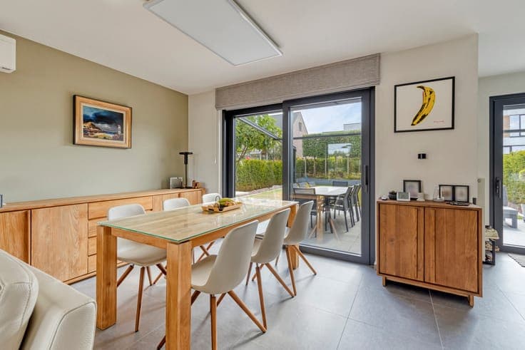 Move-in ready home with 3 bedrooms and rural views