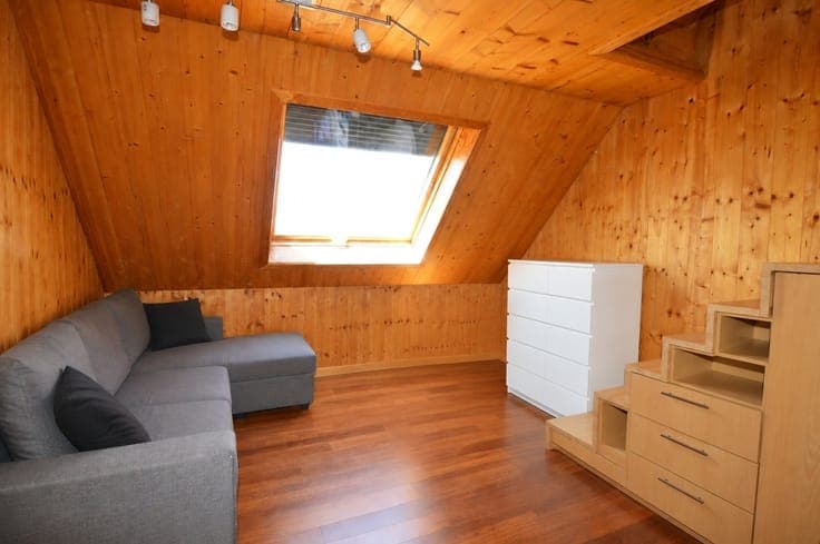 Propriété avec studio et bureaux