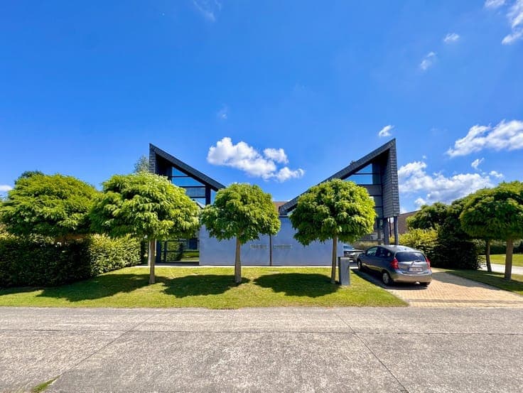 House in Sint-Laureins