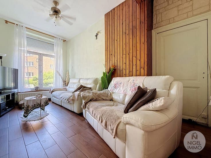 🏡 Pépite à Visé : 4 chambres + 4 garages en plein centre !