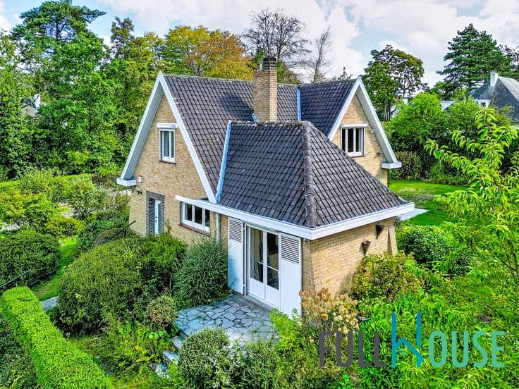 A love-at-first-sight villa in an exceptional neighborhood