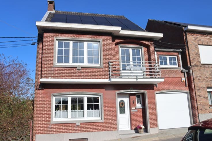House in Chatelineau