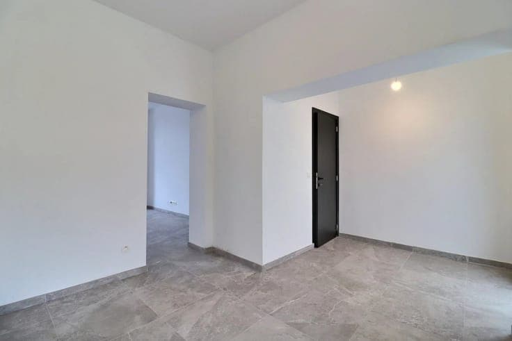 Sale - House Montignies-sur-Sambre - 215,000 €