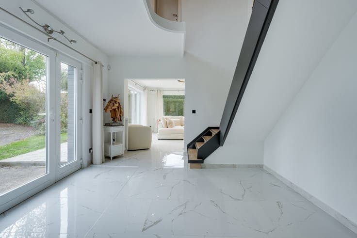 The charm of the 60s enhanced by modern comfort