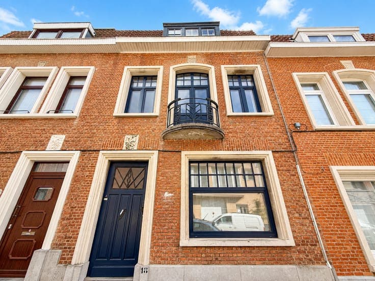 Auderghem — Large HOUSE with two facades (3 bedrooms/1 bathr
