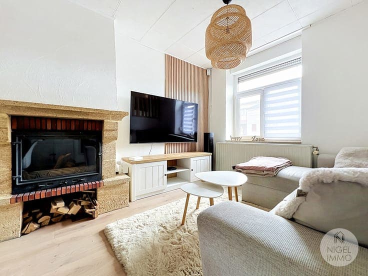 2 CH, dressing, empl. parking, jardin, élec. conf., PEB : C.