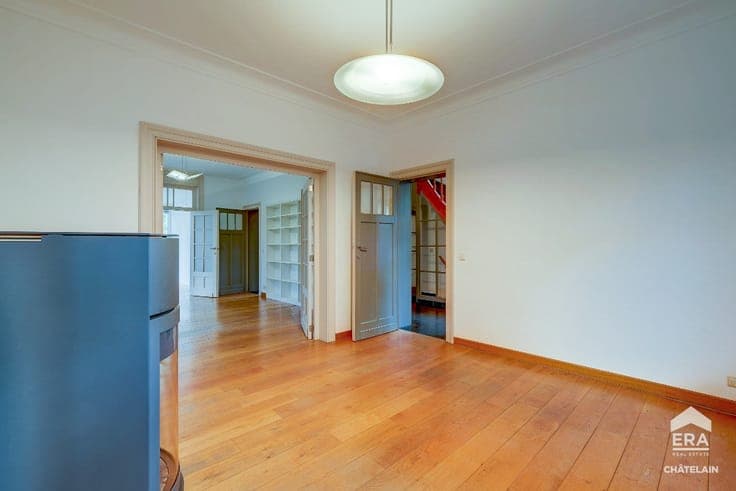 Villa with garden and professional space for sale in Uccle