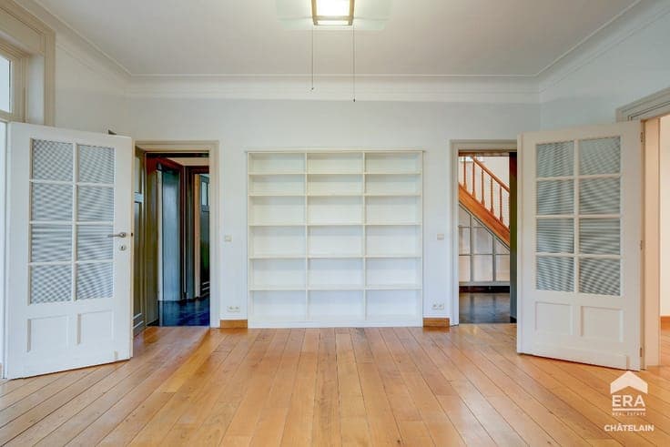 Villa with garden and professional space for sale in Uccle