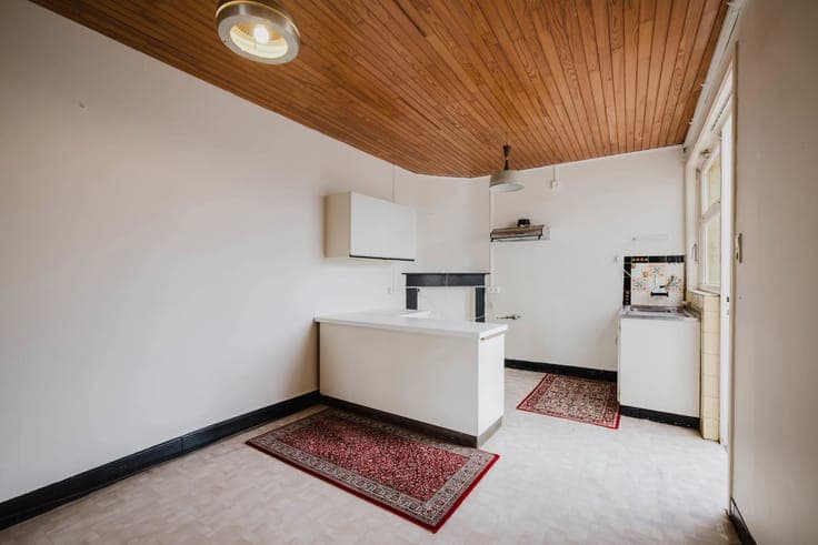 Pittoreske en charmante woning met diepe tuin in Kruishoutem