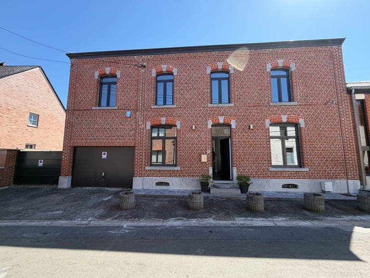 House in Givry