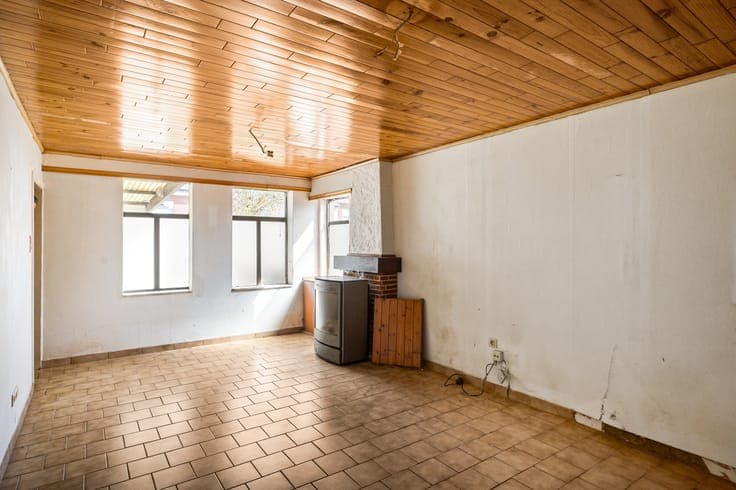 Te renoveren woning te Beerzel