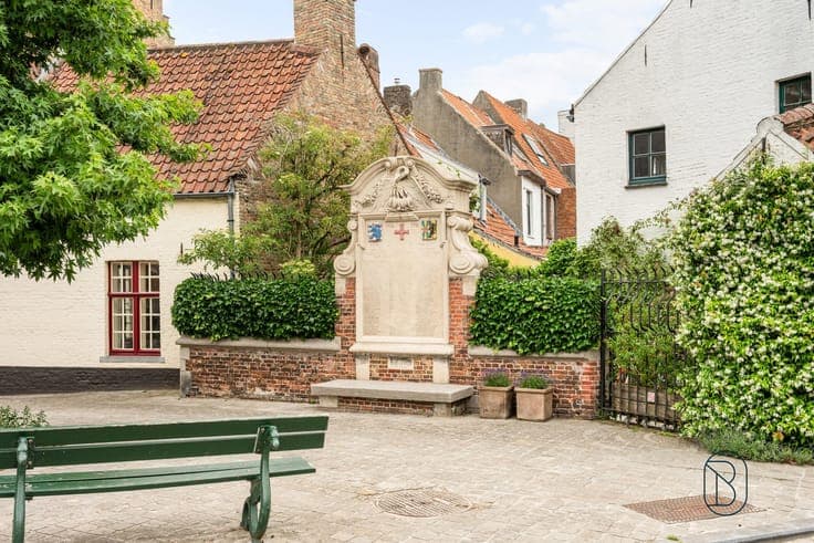 Charmant gerenoveerde stadswoning met 3 slk en stadstuin!