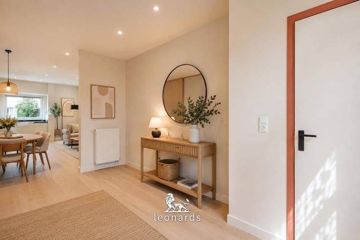 Starter home to renovate with courtyard in Kortrijk.