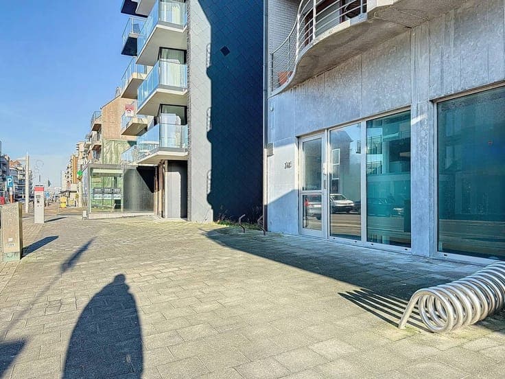 Commercial groundfloor for sale in Koksijde (Sint-Idesbald)