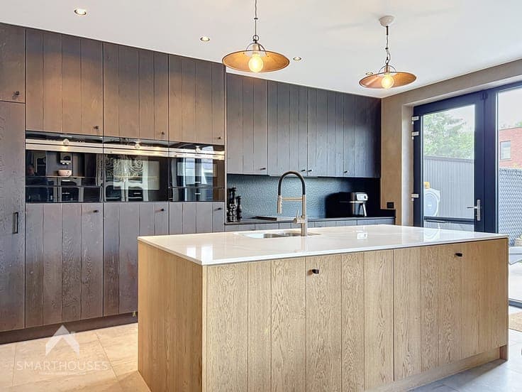 Beautiful home with 3 bedrooms, garage